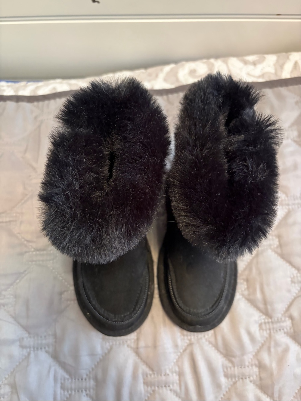 Girls' Black Adaptive Faux Fur Winter Ankle Boots - Picture 2 of 6